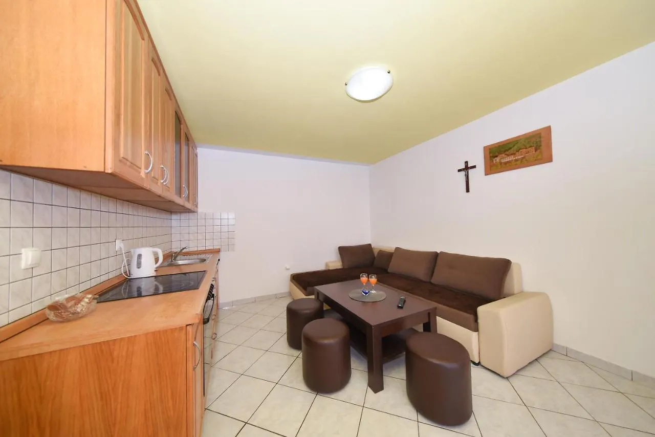 Apartments Krepo Vir 0*,  Kroatien
