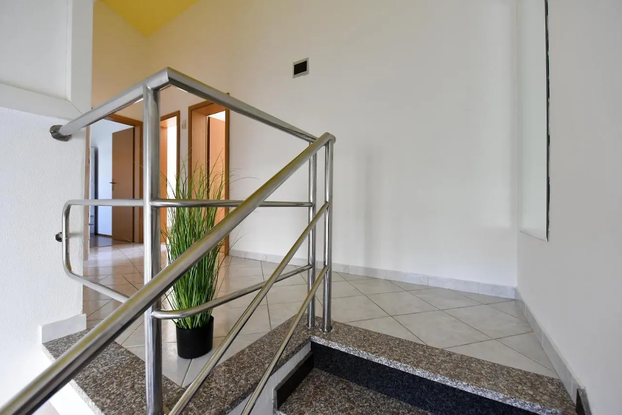 Ferienhaus Apartments Krepo Vir