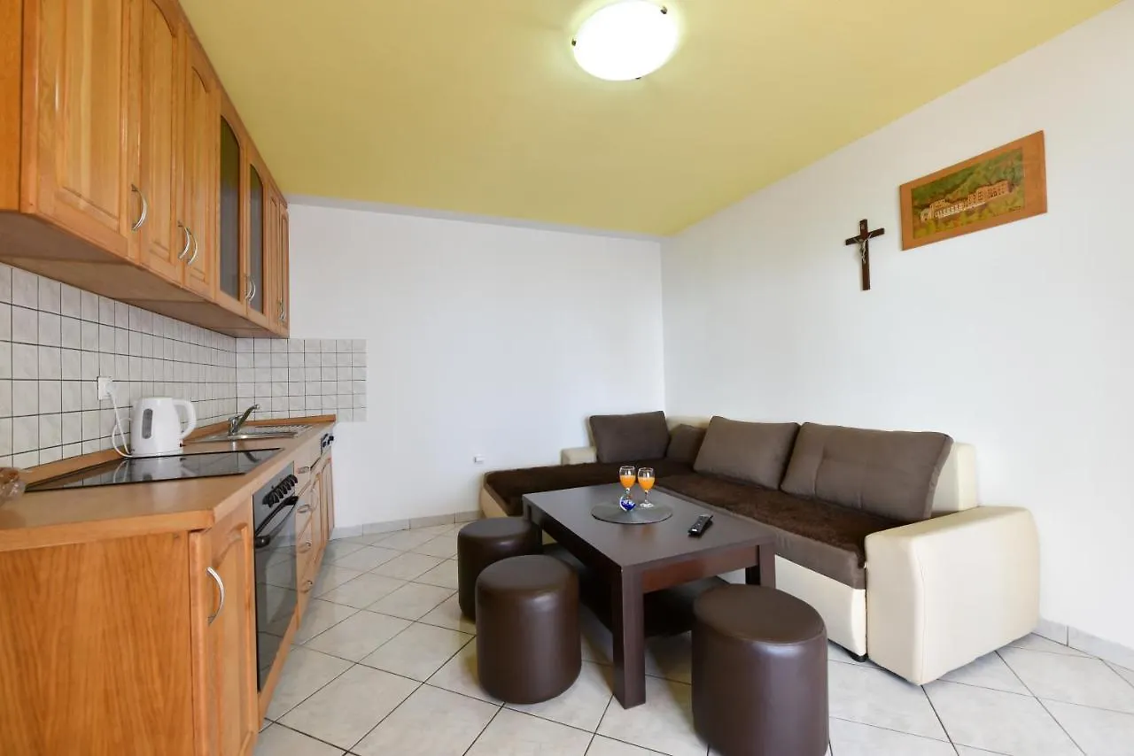 Apartments Krepo Vir 0*,