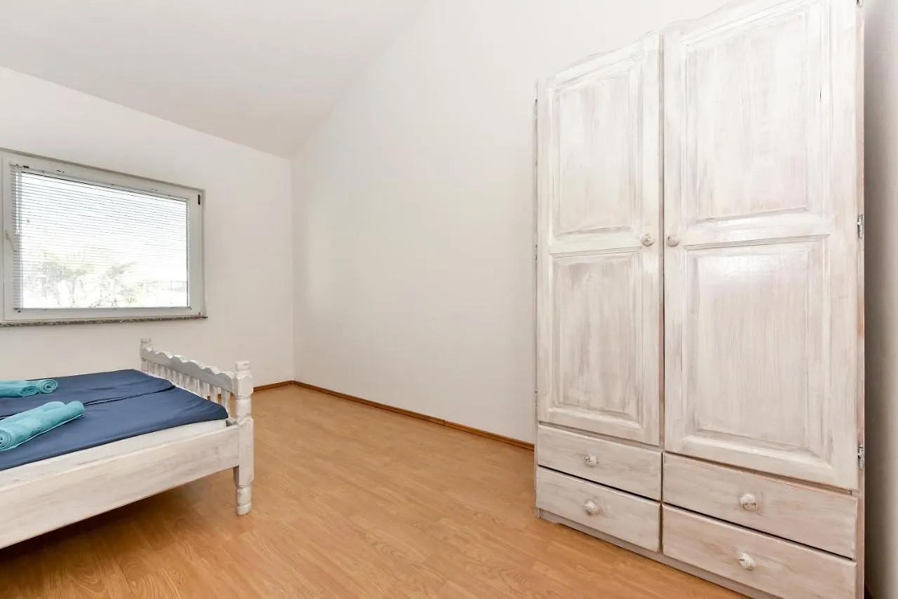 Apartments Krepo Vir 0*,  Croatia
