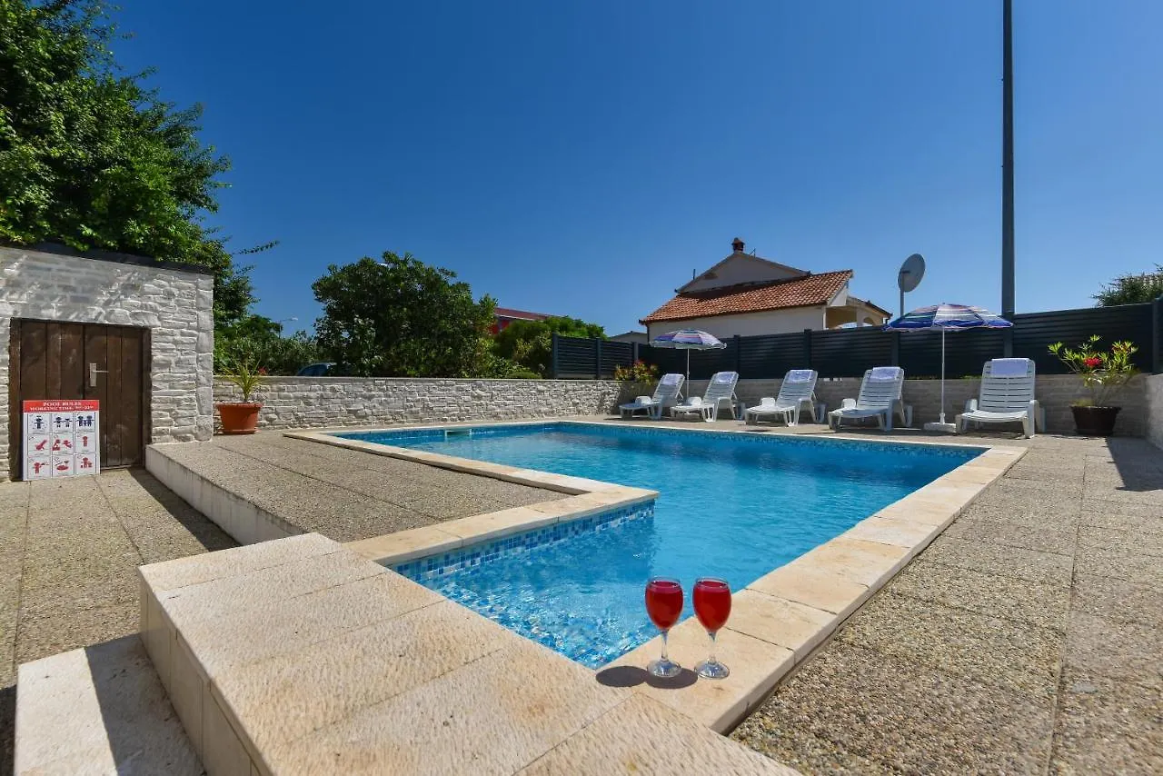Holiday home Apartments Krepo Vir
