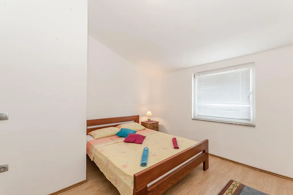 Apartments Krepo Vir