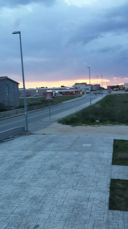 Apartments Krepo Vir 0*,  Croatia